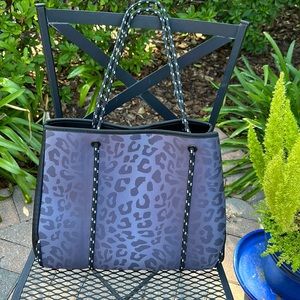 Parker & Hyde Neoprene Blue/Black cheetah print